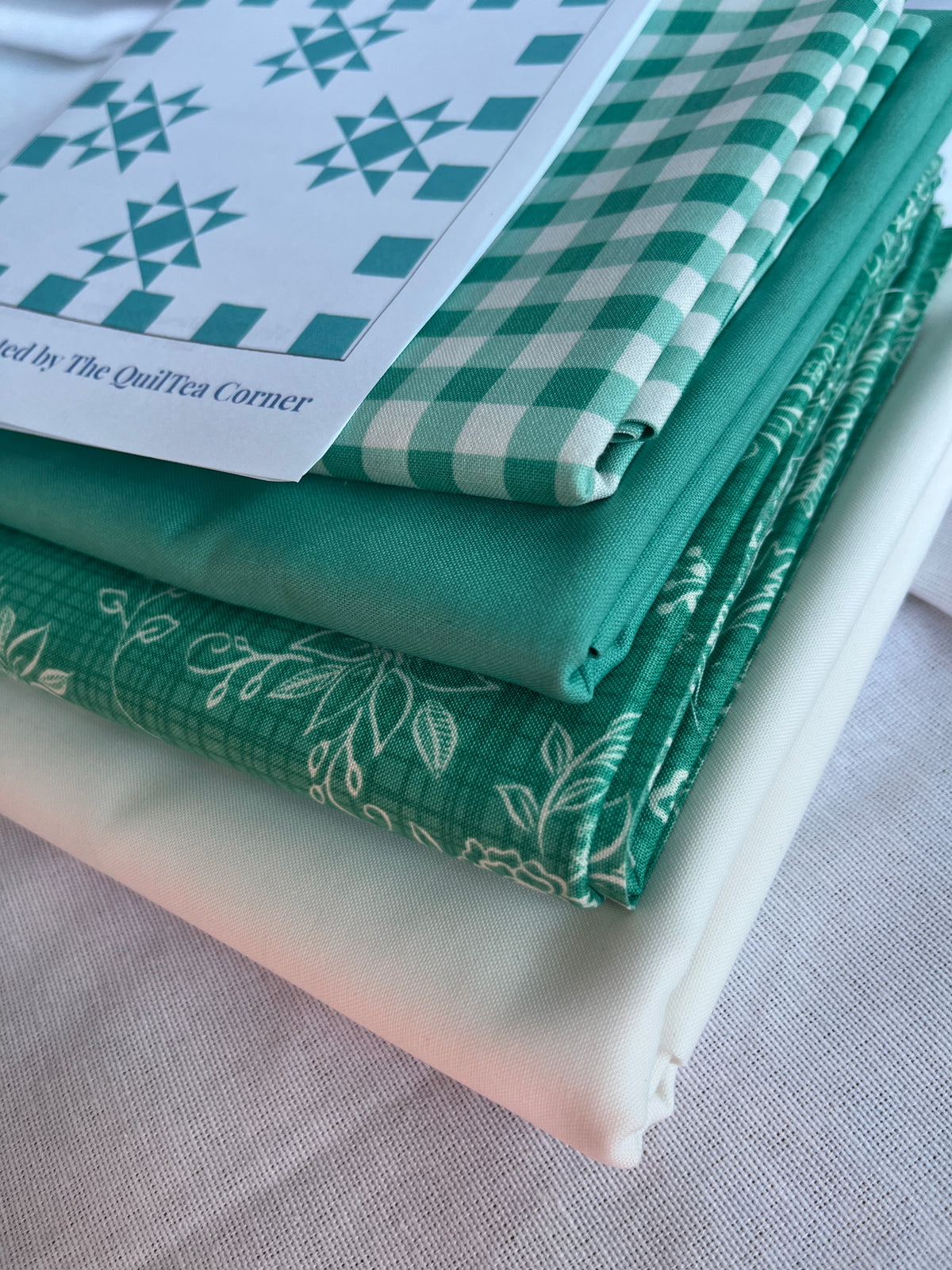 Louis Quilt Kit Green | Baby Size, All Fabrics Included