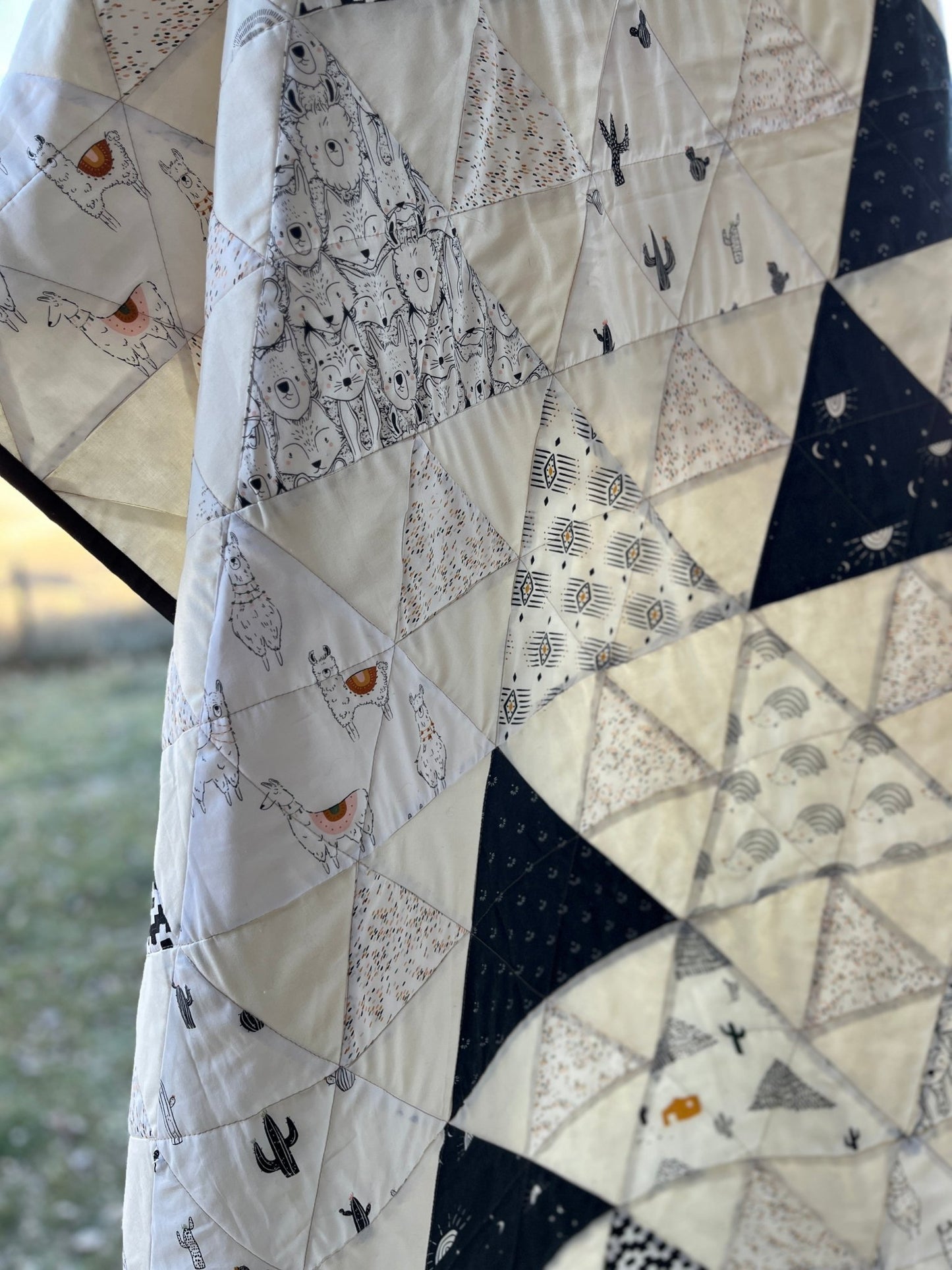 ๐งต๐ต Pacha Throw Quilt โ A Cozy, Playful Sanctuary for the Modern Home - The QuilTea Corner