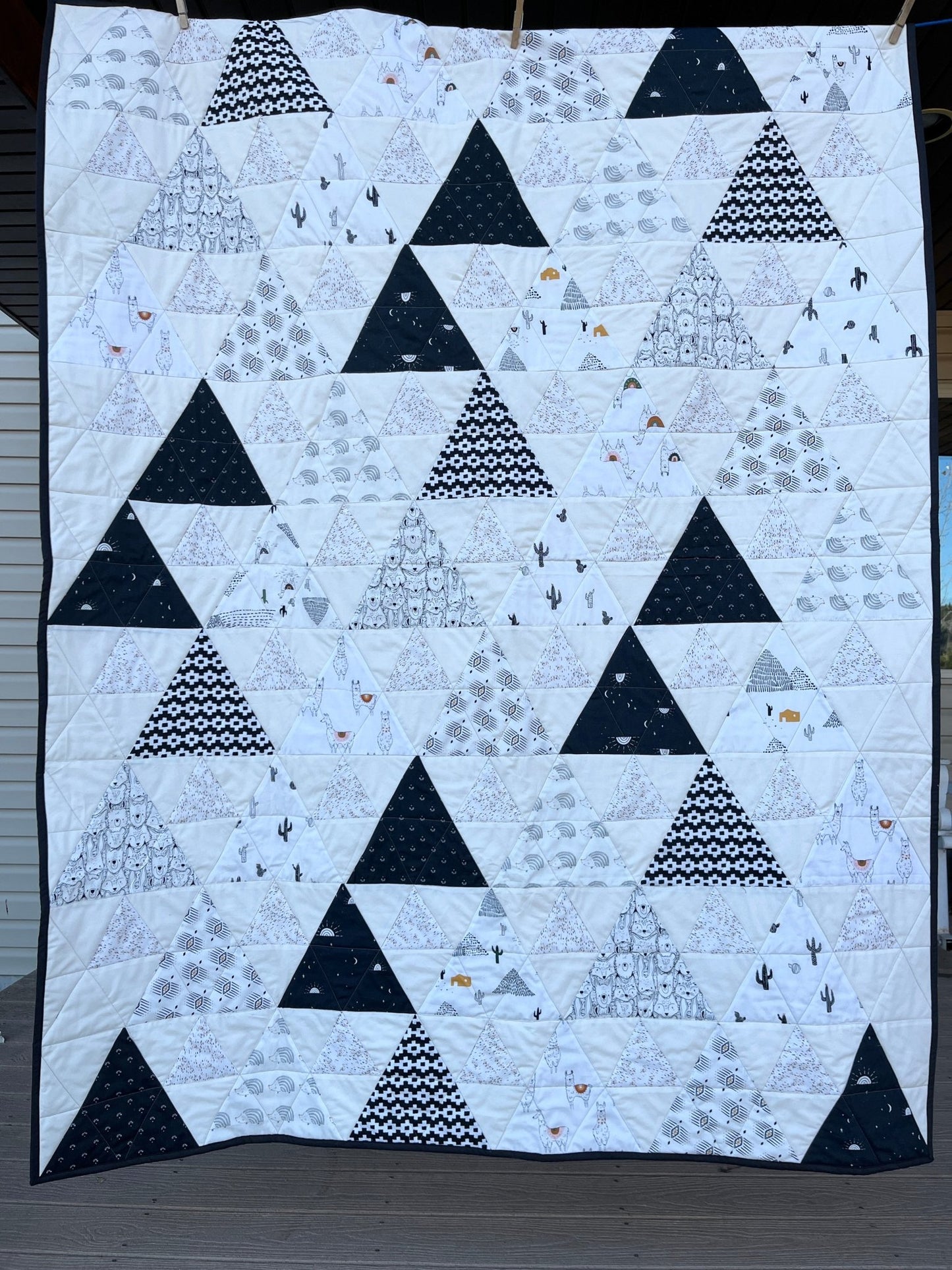 ๐งต๐ต Pacha Throw Quilt โ A Cozy, Playful Sanctuary for the Modern Home - The QuilTea Corner