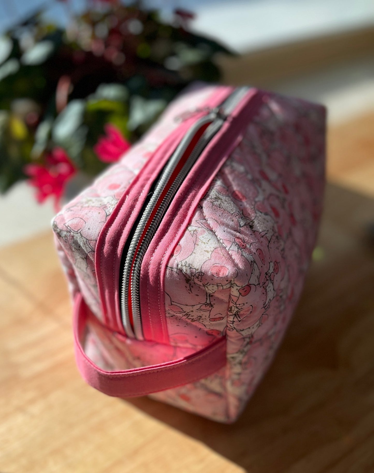 Pig π Zippered Boxy Bag: A funky Blend of Fun and Function - The QuilTea Corner
