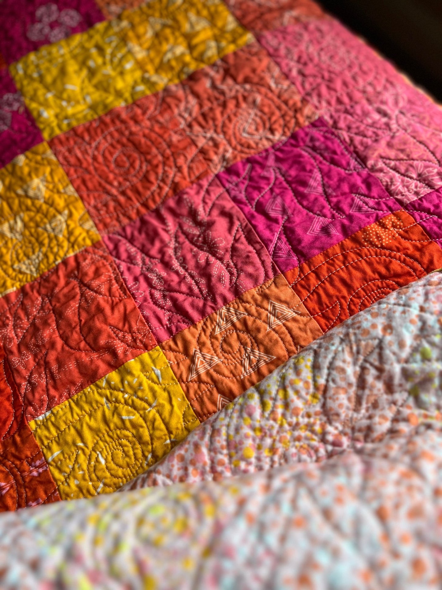 🌞🌸 Sunlit Harmony Throw Quilt A Burst of Warmth and Joy for Your Home - The QuilTea Corner