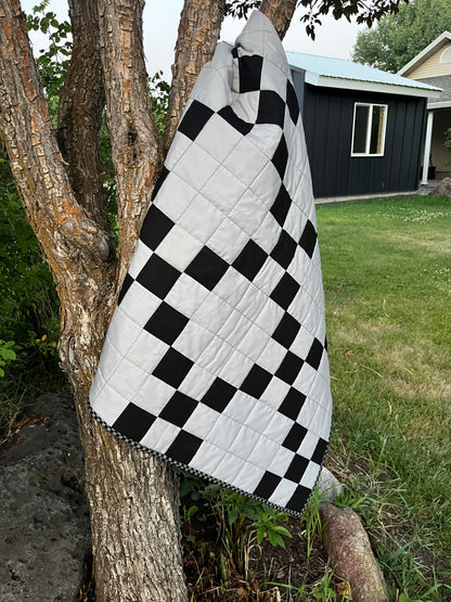 Black & Gray Irish Chain Baby Quilt