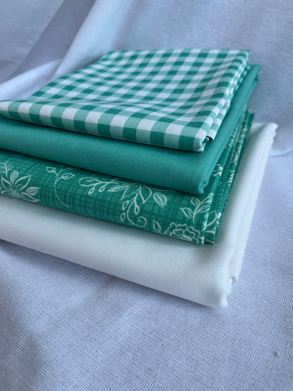 Louis Quilt Kit Green | Baby Size, All Fabrics Included