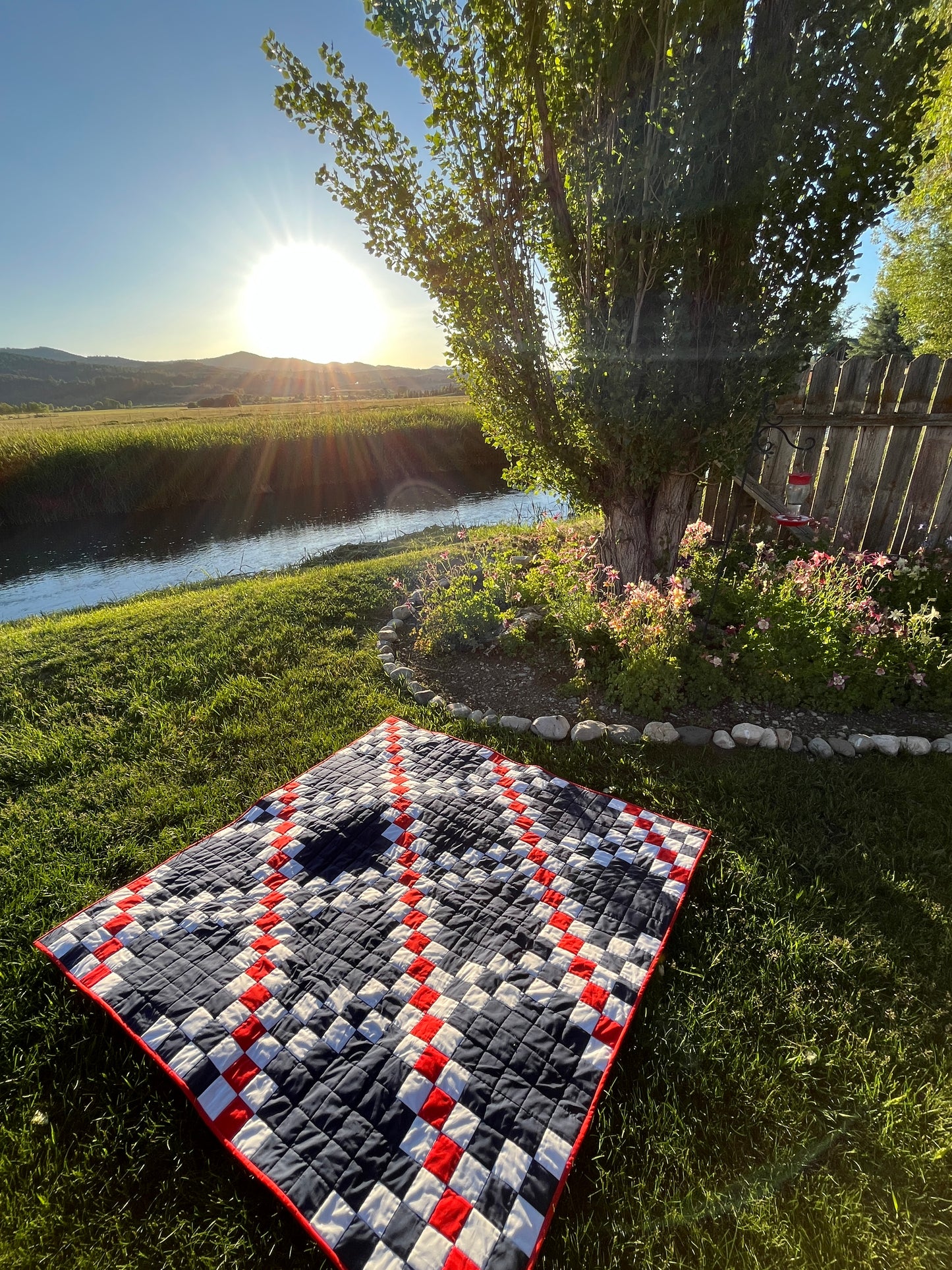 Double Irish Chain Quilt – Patriotic Throw Quilt – Navy Red White Quilt – Veteran Lap Quilt – Handmade Americana Quilt