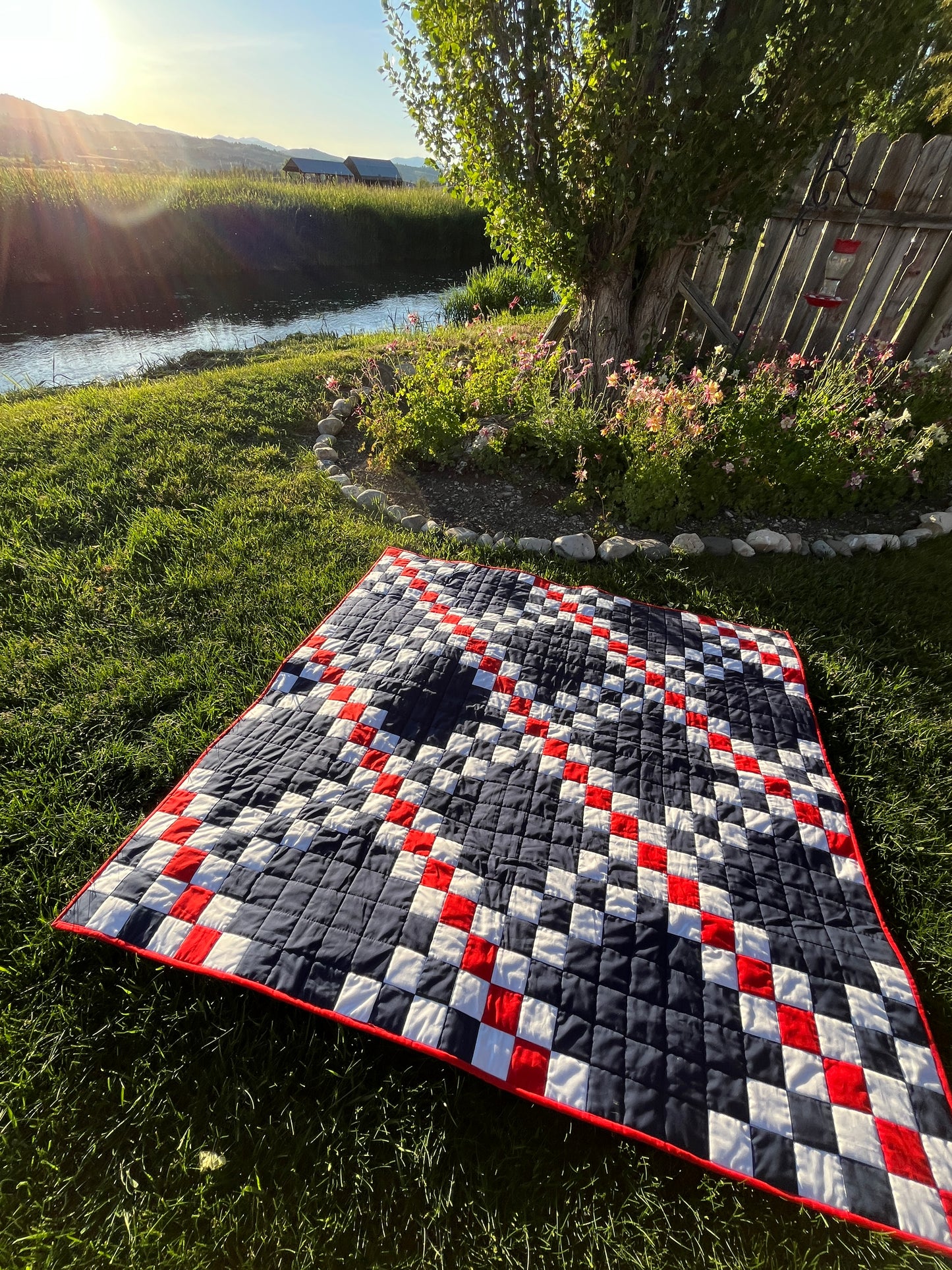 Double Irish Chain Quilt – Patriotic Throw Quilt – Navy Red White Quilt – Veteran Lap Quilt – Handmade Americana Quilt