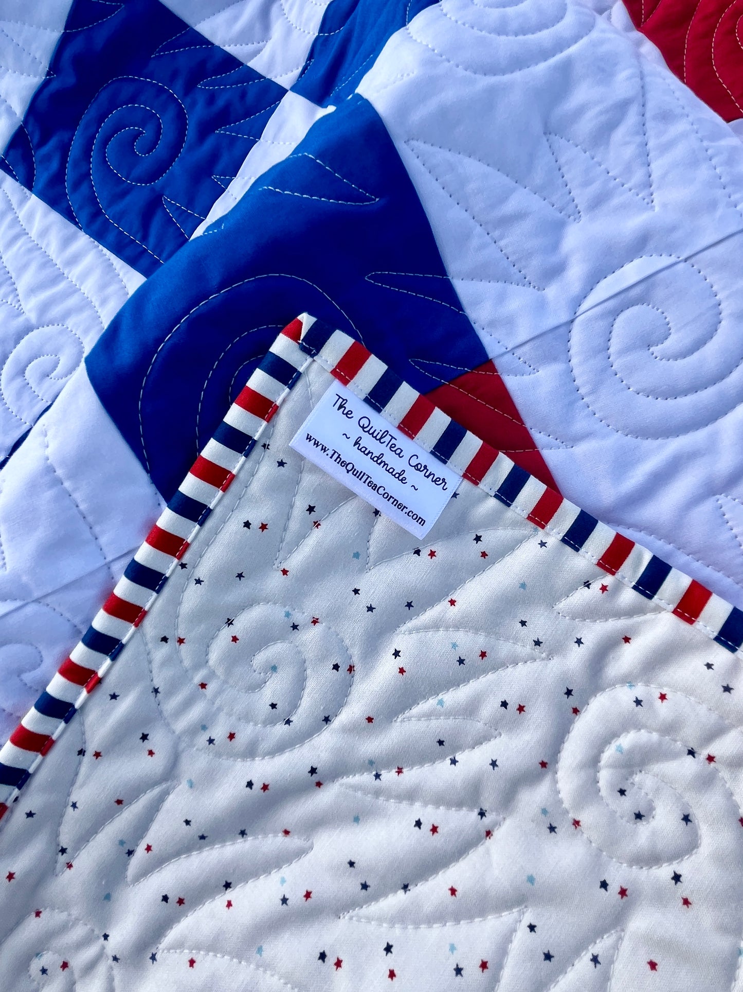 Patriotic Quilt – Old Market Square Quilt – Red White and Blue Throw Quilt – Americana Patchwork Quilt – Handmade Cotton Quilt