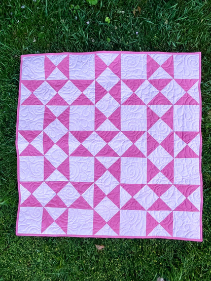 Triangle Ivy Pink Baby Quilt
