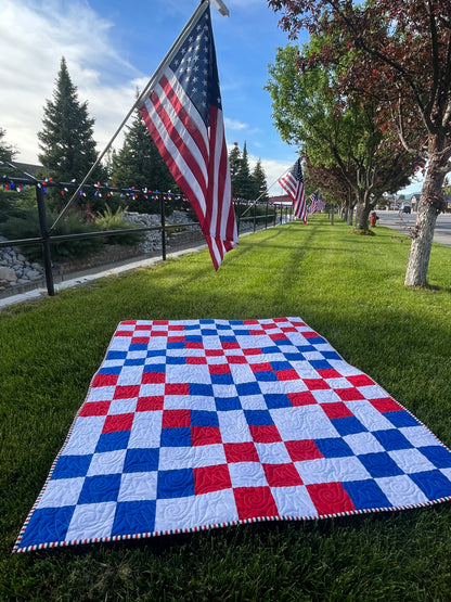 Patriotic Quilt – Old Market Square Quilt – Red White and Blue Throw Quilt – Americana Patchwork Quilt – Handmade Cotton Quilt