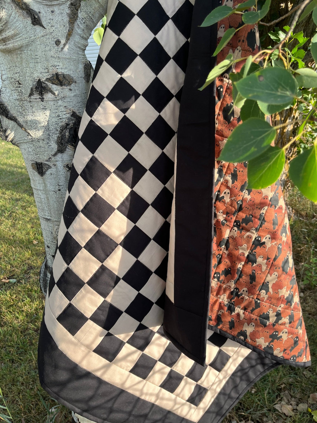 Black and Tan Checkered Ghost Baby Quilt - The QuilTea Corner