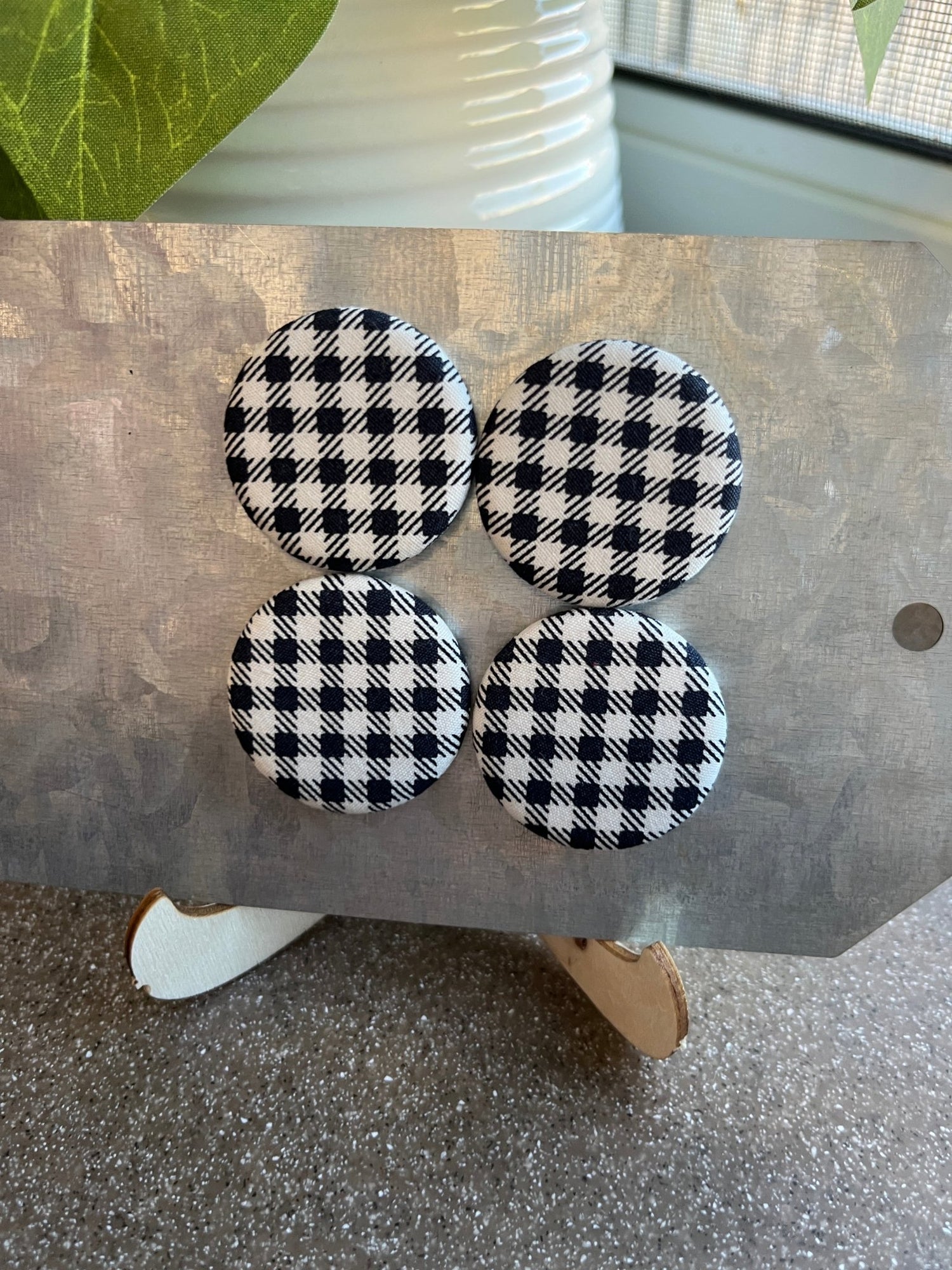 Black and White Buffalo Plaid 1.25” Fabric Magnet Set - The QuilTea Corner