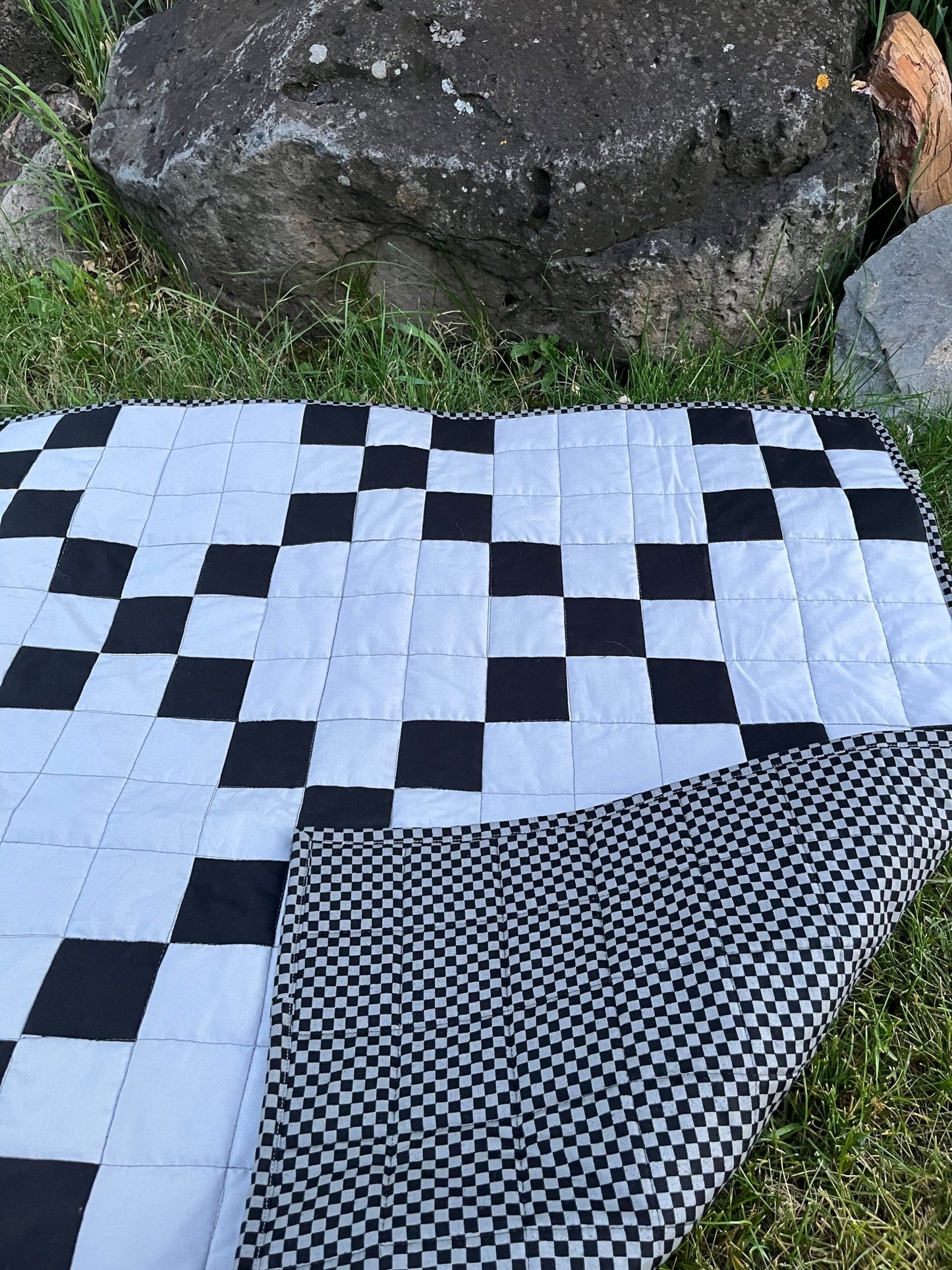 Black & Gray Irish Chain Baby Quilt - The QuilTea Corner
