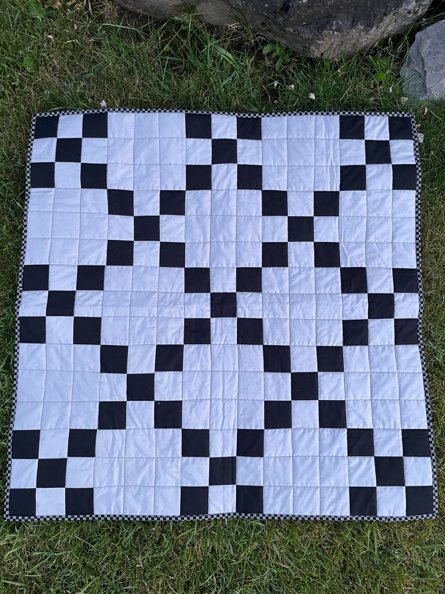 Black & Gray Irish Chain Baby Quilt - The QuilTea Corner