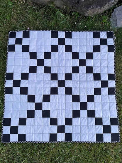 Black & Gray Irish Chain Baby Quilt - The QuilTea Corner