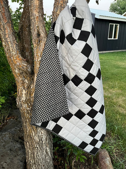 Black & Gray Irish Chain Baby Quilt - The QuilTea Corner