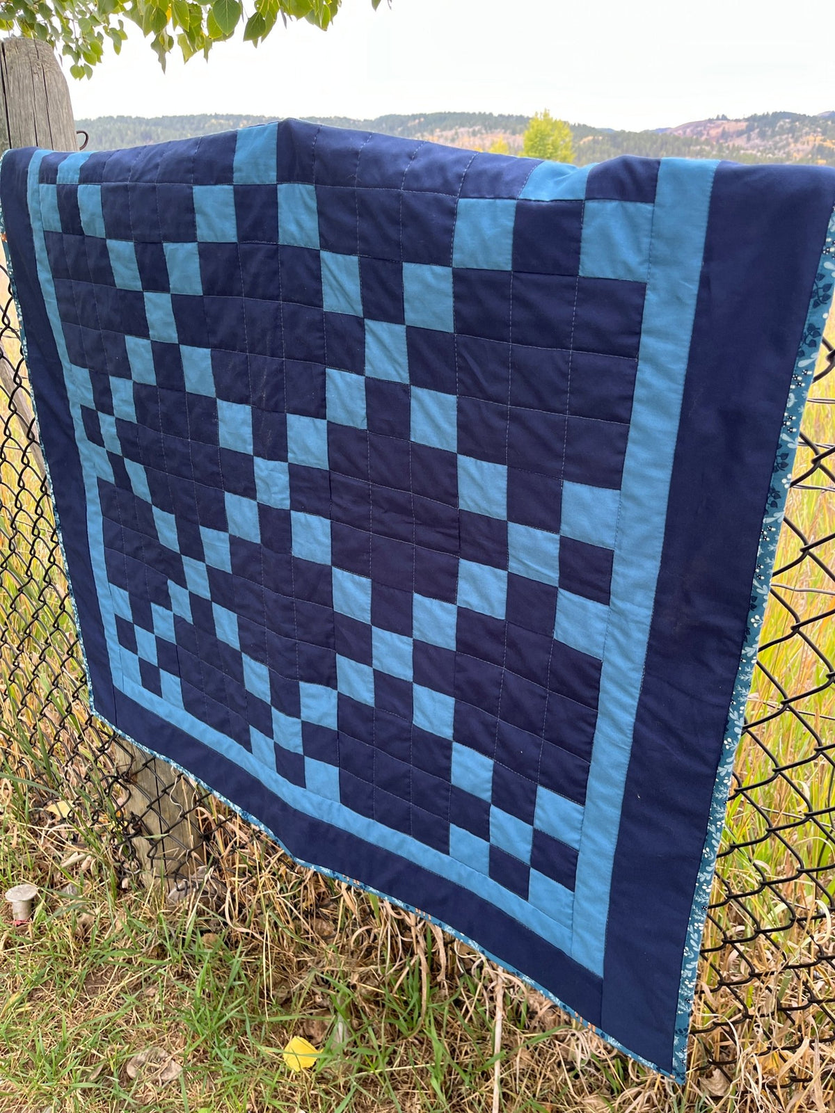 Blue and Navy Modern Irish Chain Baby Quilt - The QuilTea Corner