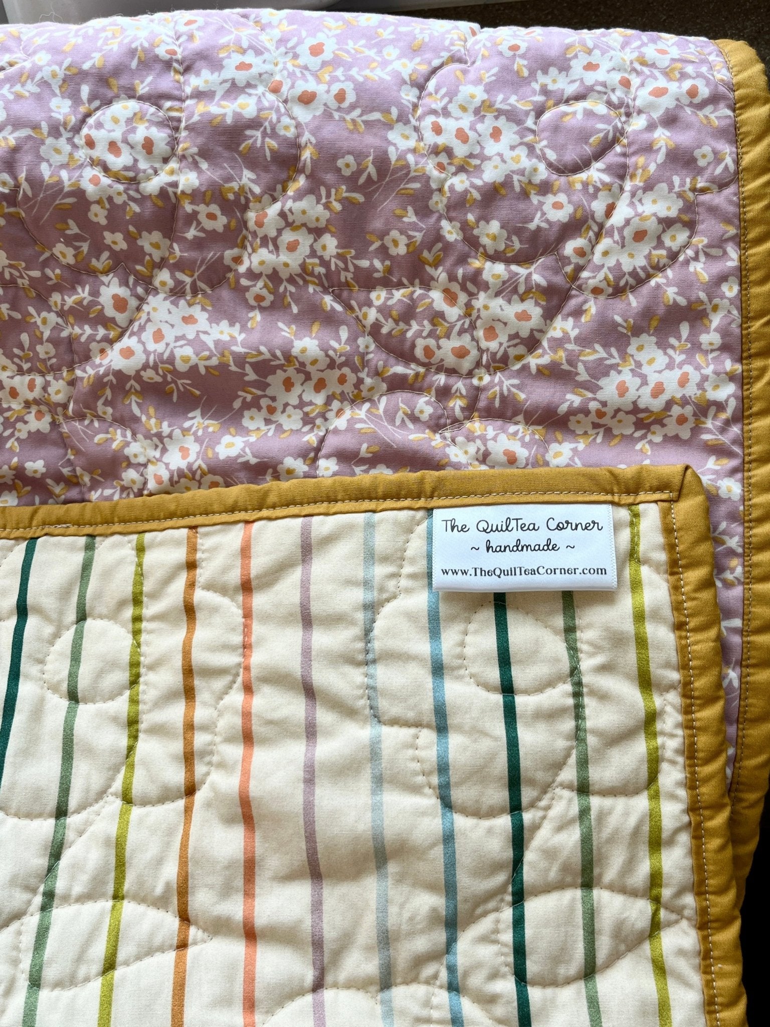 Daisy Floral Baby Quilt and "Will You Be My Friend?" Book Bundle - The QuilTea Corner
