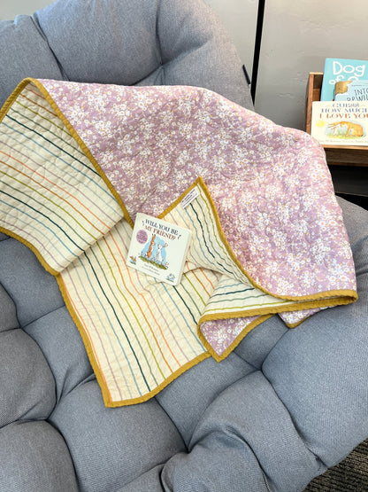 Daisy Floral Baby Quilt and "Will You Be My Friend?" Book Bundle - The QuilTea Corner