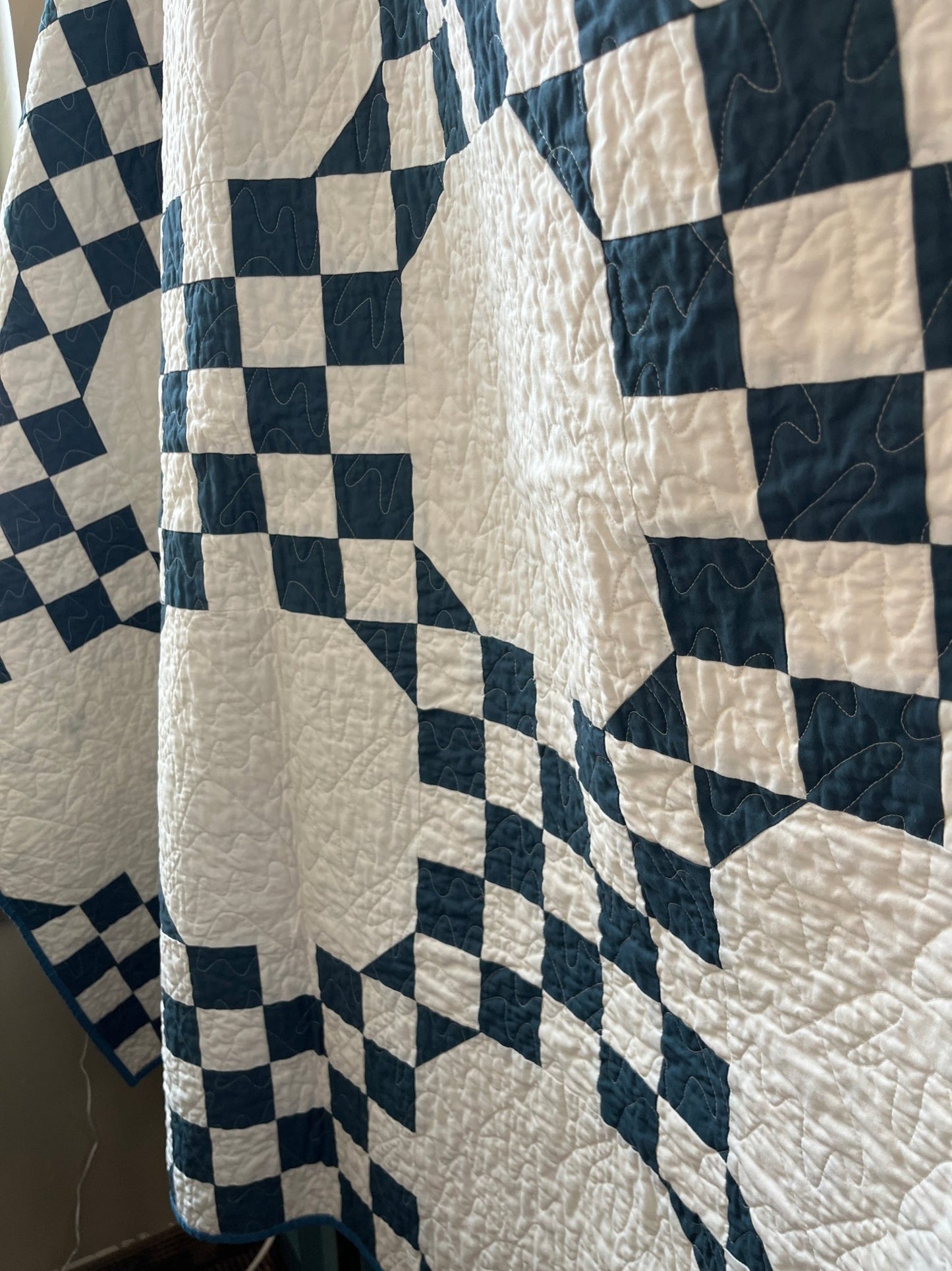 Double Bubble Quilt – Modern Double Irish Chain in Blue and White | Handmade Throw Quilt - The QuilTea Corner