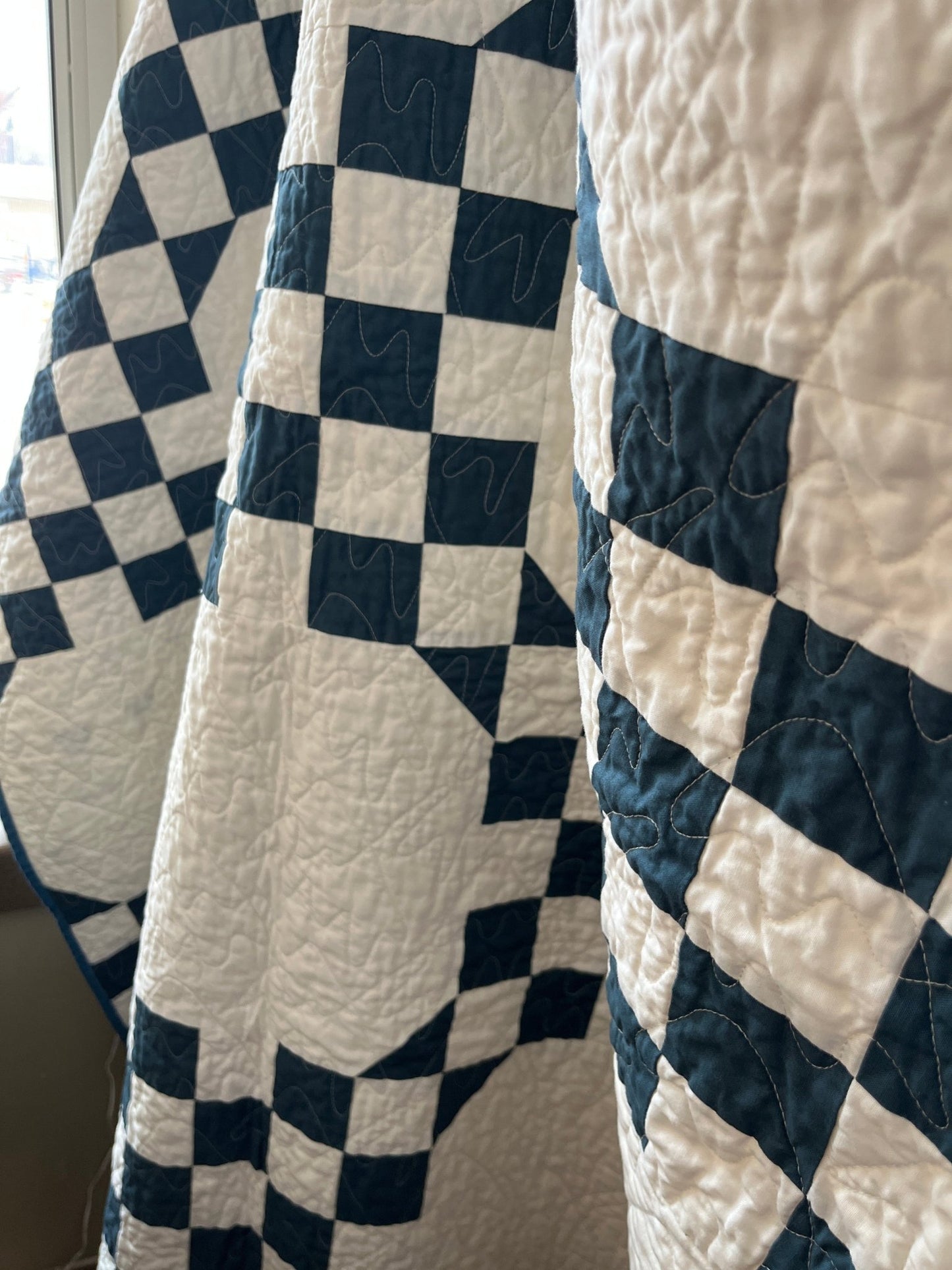 Double Bubble Quilt – Modern Double Irish Chain in Blue and White | Handmade Throw Quilt - The QuilTea Corner