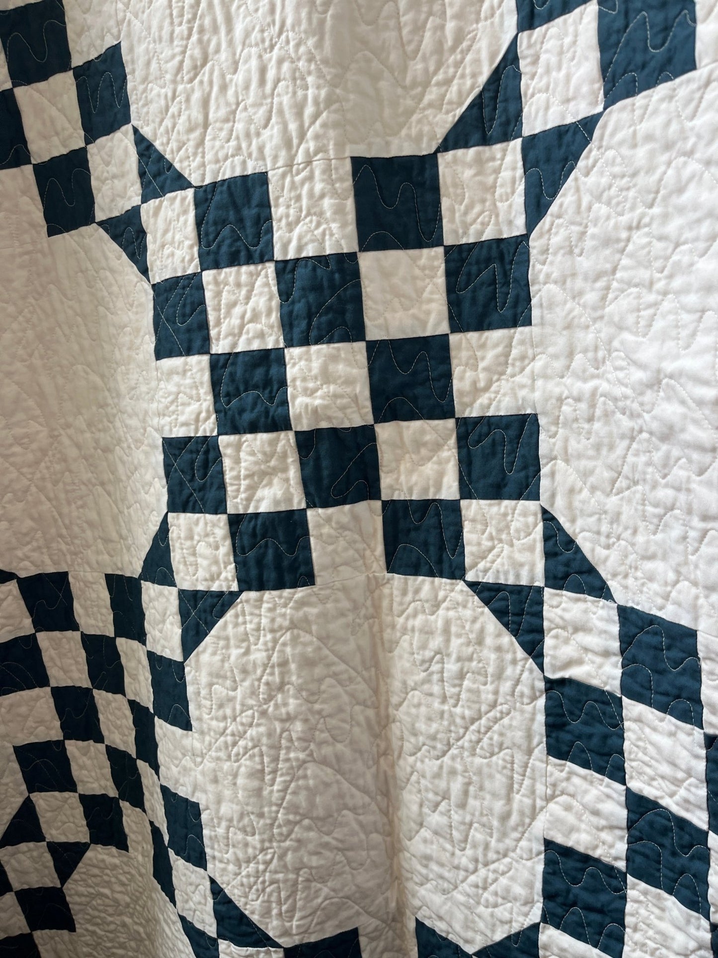 Double Bubble Quilt – Modern Double Irish Chain in Blue and White | Handmade Throw Quilt - The QuilTea Corner