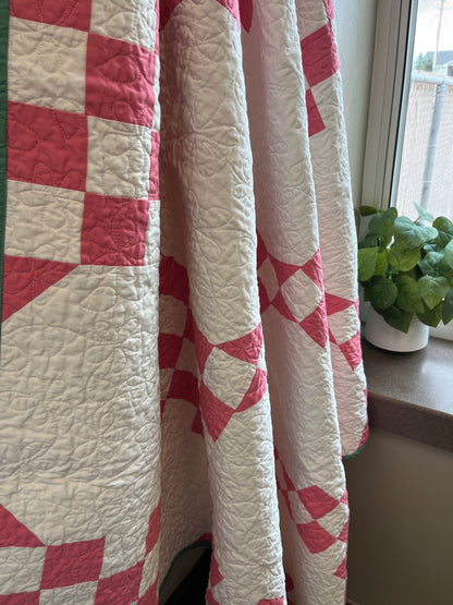 Double Bubble Quilt – Modern Double Irish Chain in Dark Pink and White | Handmade Throw Quilt - The QuilTea Corner