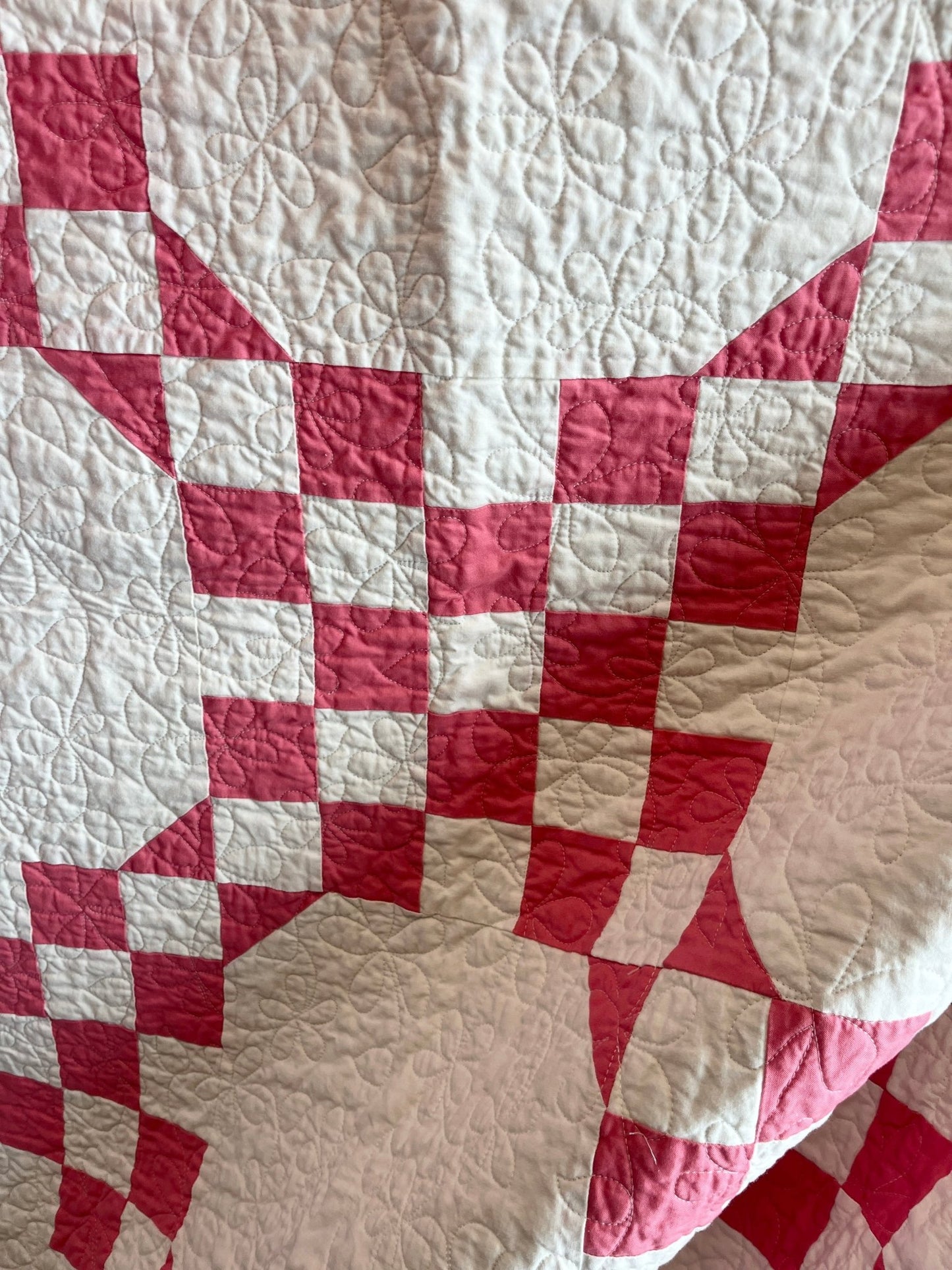 Double Bubble Quilt – Modern Double Irish Chain in Dark Pink and White | Handmade Throw Quilt - The QuilTea Corner