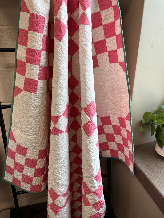 Double Bubble Quilt – Modern Double Irish Chain in Dark Pink and White | Handmade Throw Quilt - The QuilTea Corner