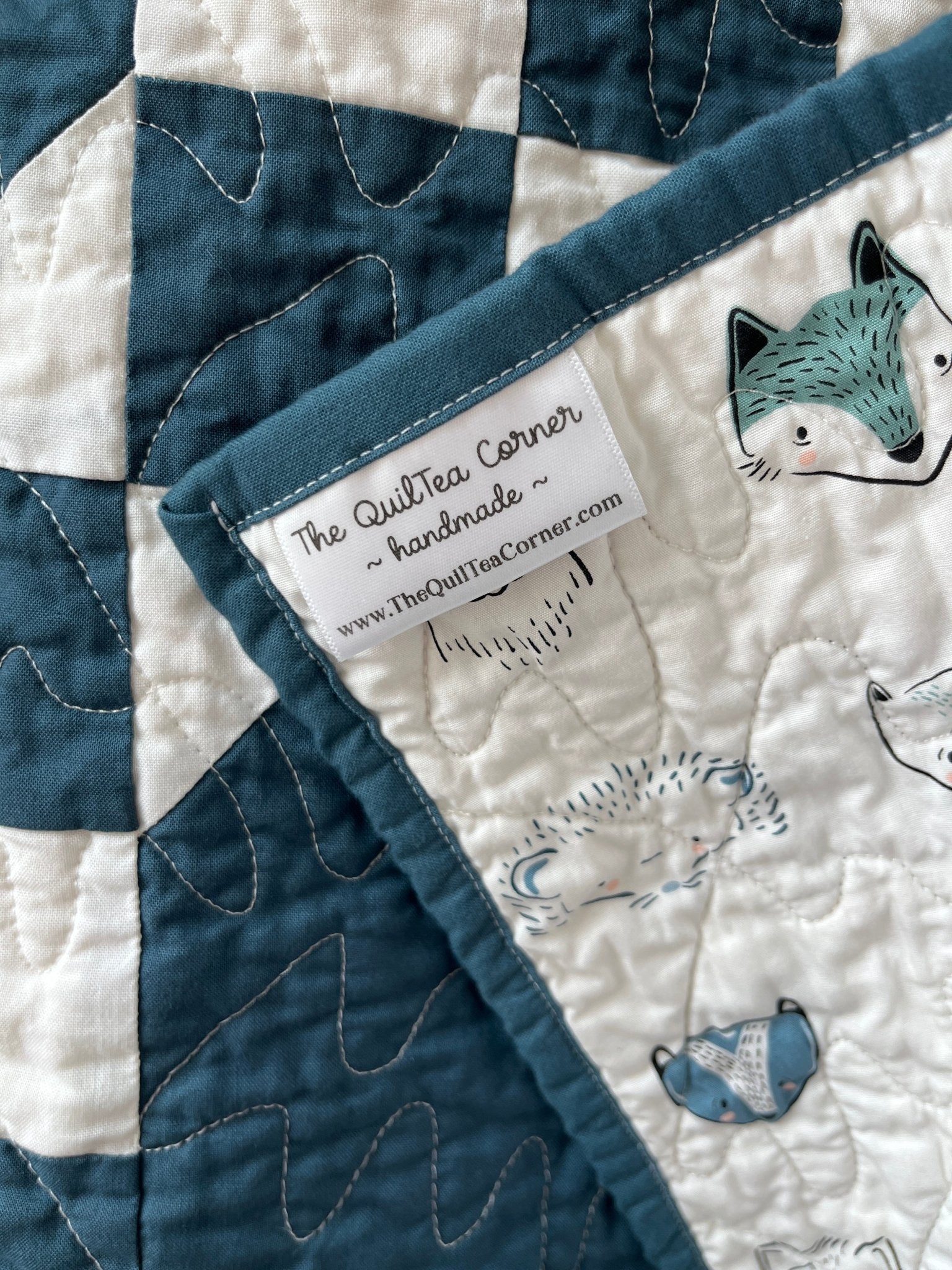 Double Bubble Quilt – Modern Double Irish Chain in Navy and White | Handmade Throw Quilt - The QuilTea Corner