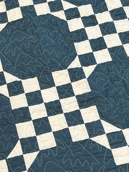 Double Bubble Quilt – Modern Double Irish Chain in Navy and White | Handmade Throw Quilt - The QuilTea Corner