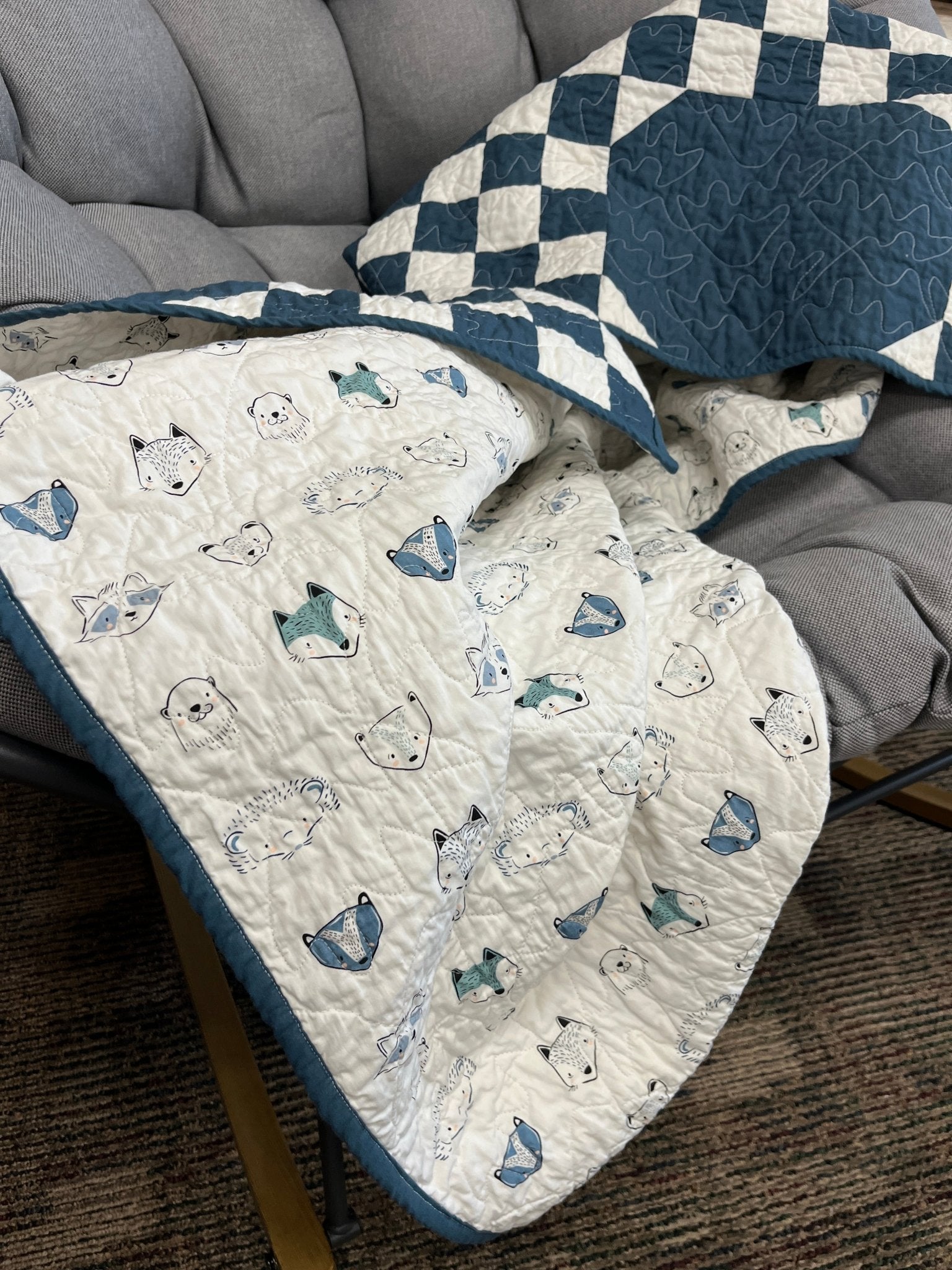 Double Bubble Quilt – Modern Double Irish Chain in Navy and White | Handmade Throw Quilt - The QuilTea Corner