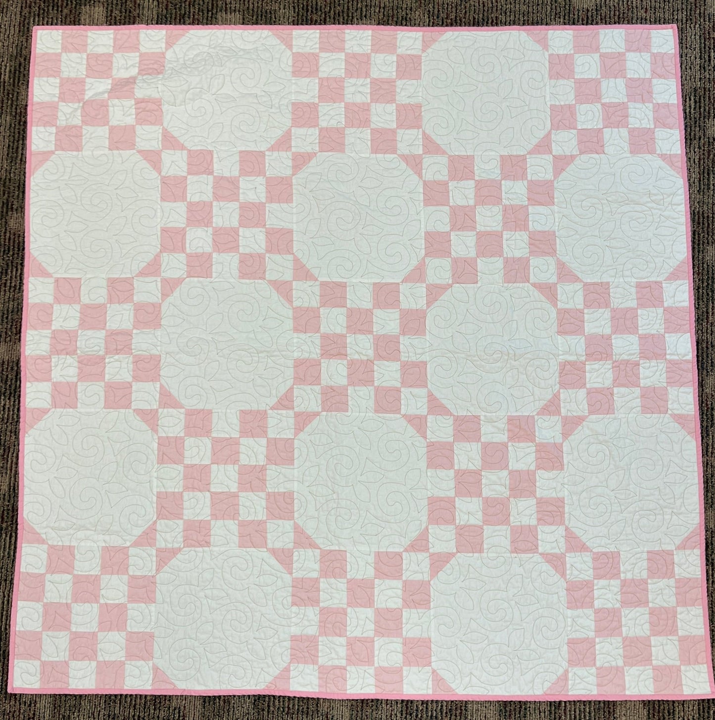 Double Bubble Quilt – Modern Double Irish Chain in Pink and White | Handmade Throw Quilt - The QuilTea Corner