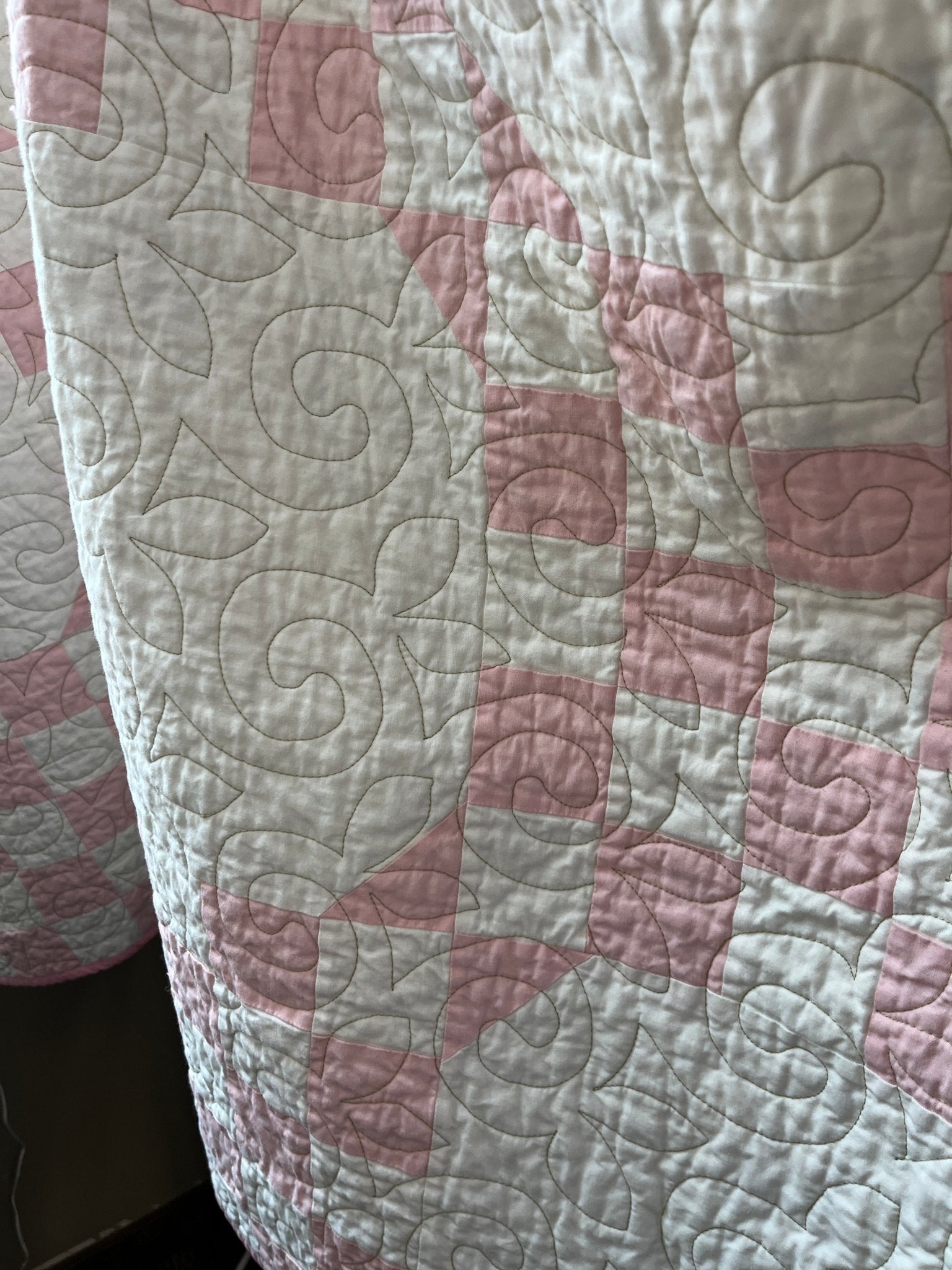 Double Bubble Quilt – Modern Double Irish Chain in Pink and White | Handmade Throw Quilt - The QuilTea Corner