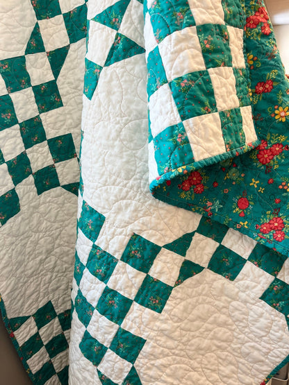 Double Bubble Quilt – Modern Double Irish Chain in Teal and White | Handmade Throw Quilt - The QuilTea Corner