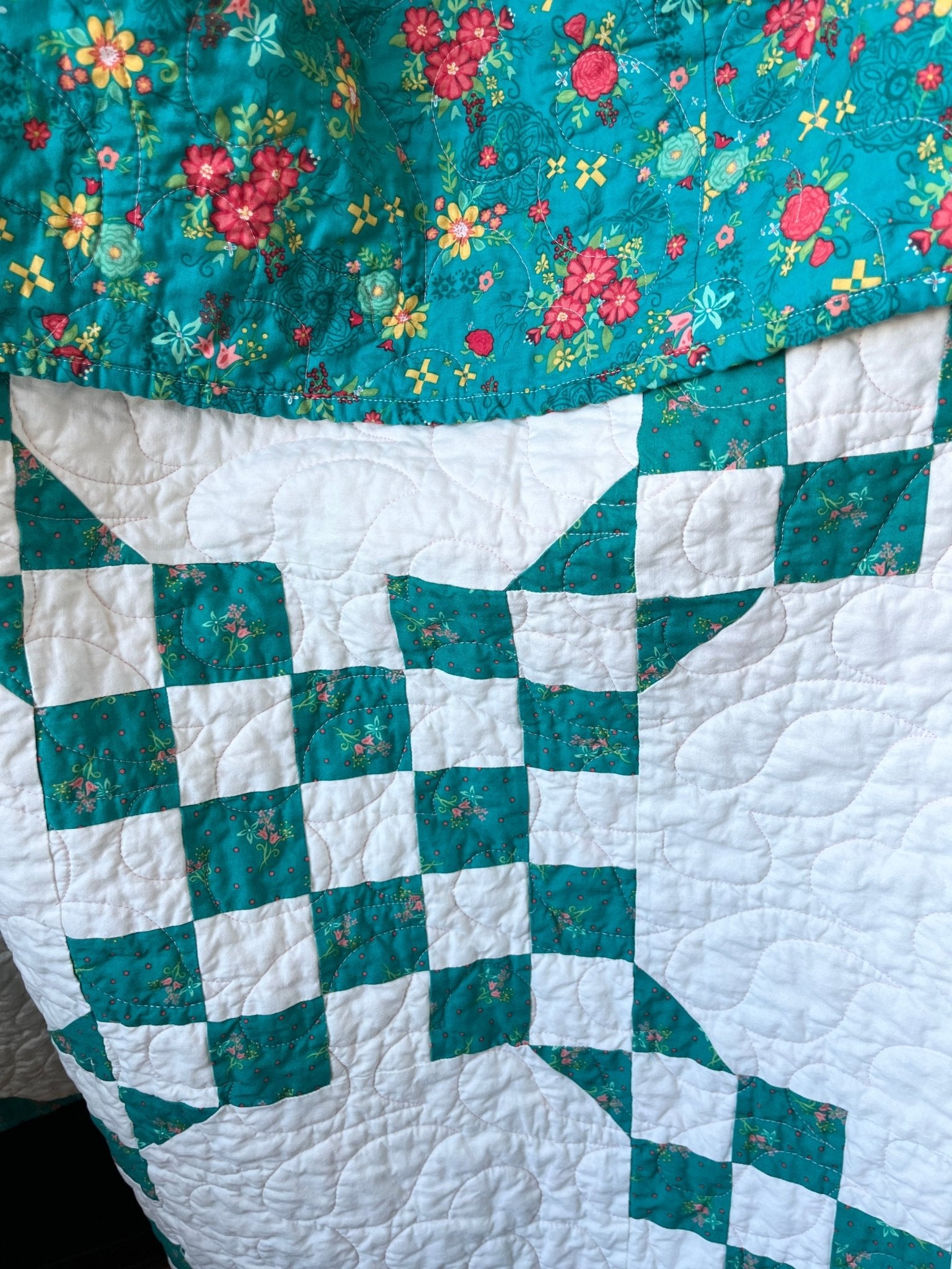 Double Bubble Quilt – Modern Double Irish Chain in Teal and White | Handmade Throw Quilt - The QuilTea Corner