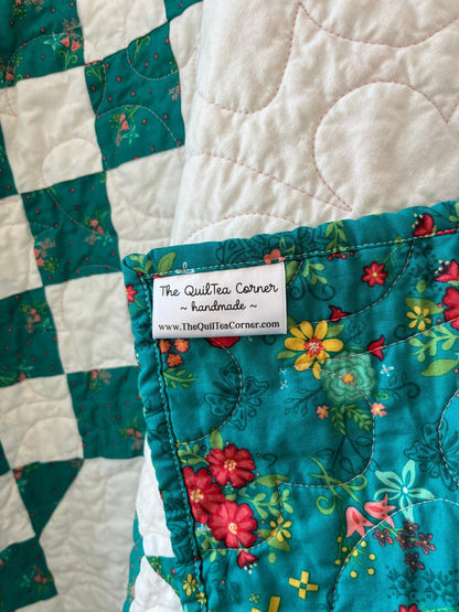 Double Bubble Quilt – Modern Double Irish Chain in Teal and White | Handmade Throw Quilt - The QuilTea Corner