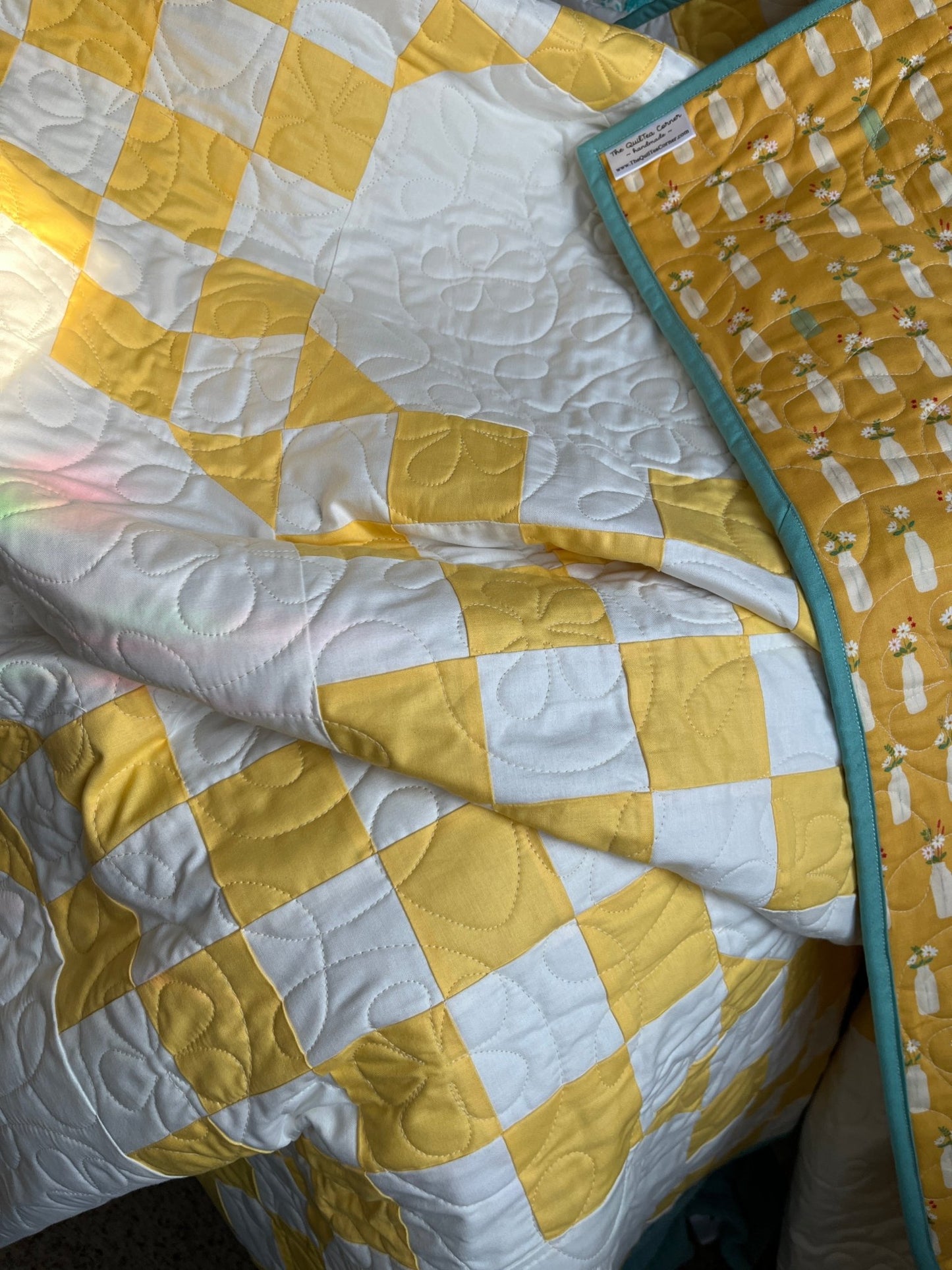 Double Bubble Quilt – Modern Double Irish Chain in Yellow and White | Handmade Throw Quilt - The QuilTea Corner