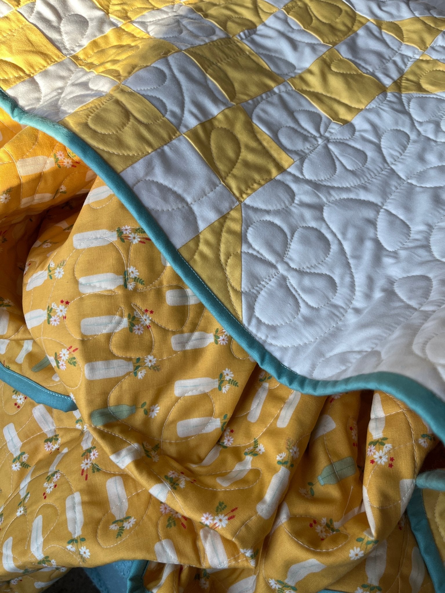 Double Bubble Quilt – Modern Double Irish Chain in Yellow and White | Handmade Throw Quilt - The QuilTea Corner