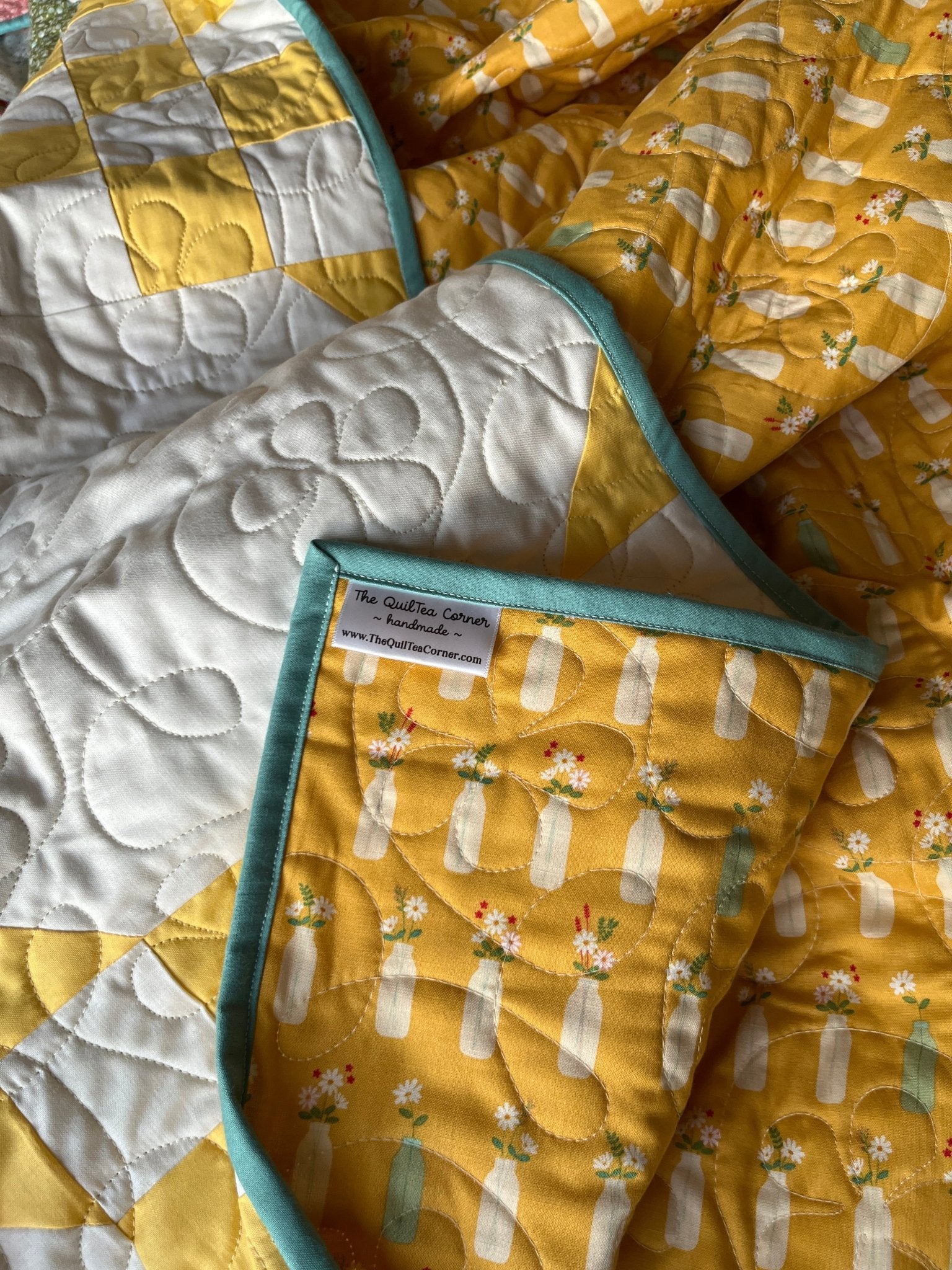 Double Bubble Quilt – Modern Double Irish Chain in Yellow and White | Handmade Throw Quilt - The QuilTea Corner