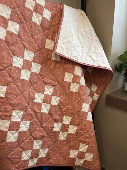 Dusty Rose and Cream Traditional Irish Chain Baby Quilt - The QuilTea Corner