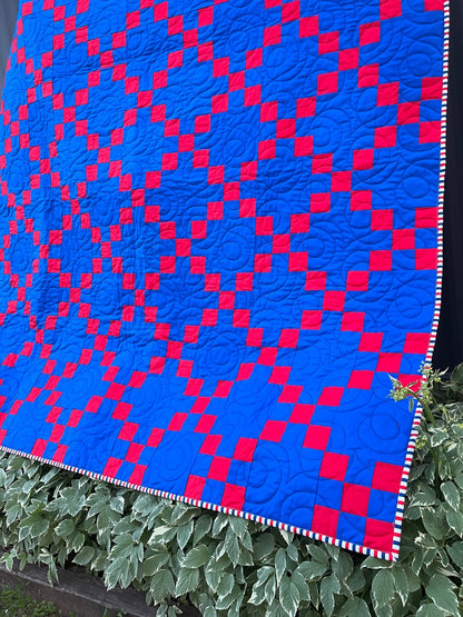 Irish Chain Quilt – Red and Blue Americana Throw Quilt – Handmade Patriotic Quilt – Farmhouse Patchwork Quilt - The QuilTea Corner