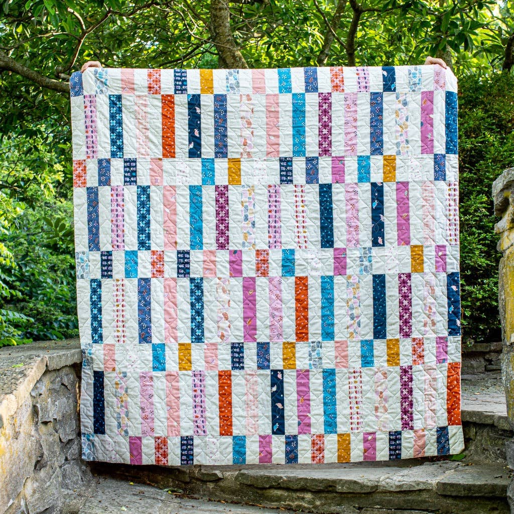 🧵✨ Madeline Quilt Pattern – A Versatile and Captivating Patchwork Delight Paper Version - The QuilTea Corner