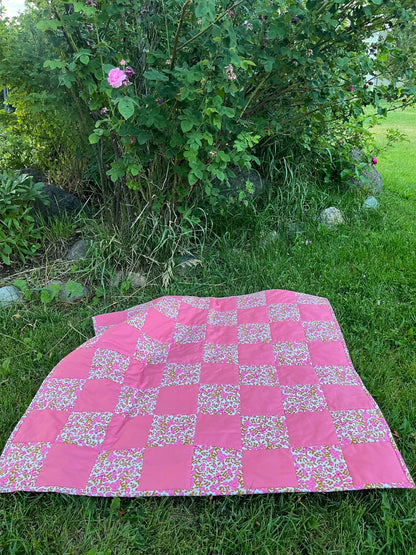Pink Large Checkered Baby - The QuilTea Corner