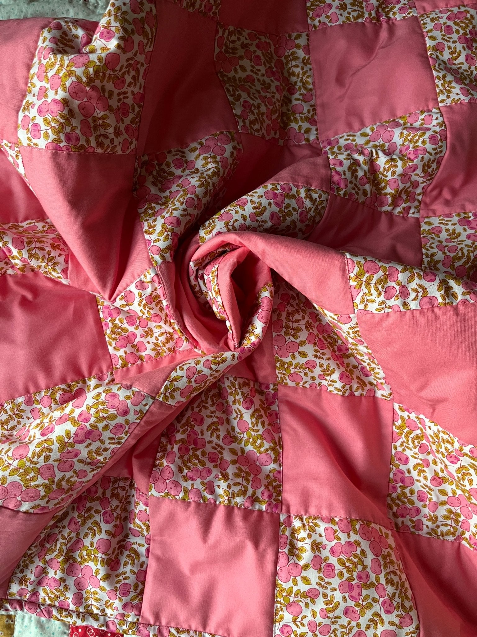 Pink Large Checkered Baby - The QuilTea Corner