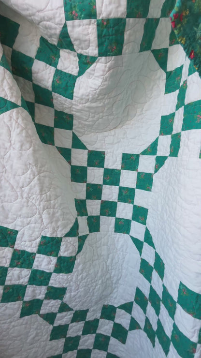 Double Bubble Quilt – Modern Double Irish Chain in Teal and White | Handmade Throw Quilt