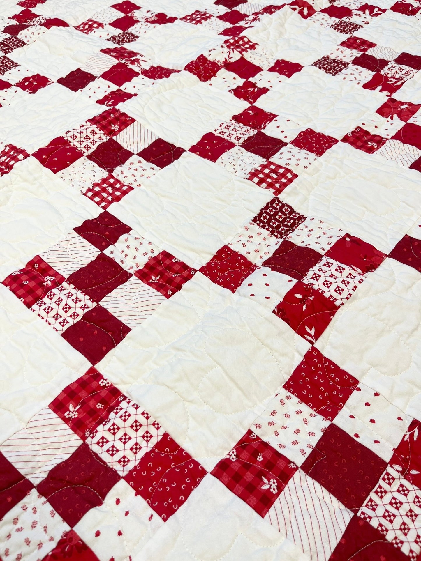 Red and White Hearts Irish Chain Baby Quilt - The QuilTea Corner