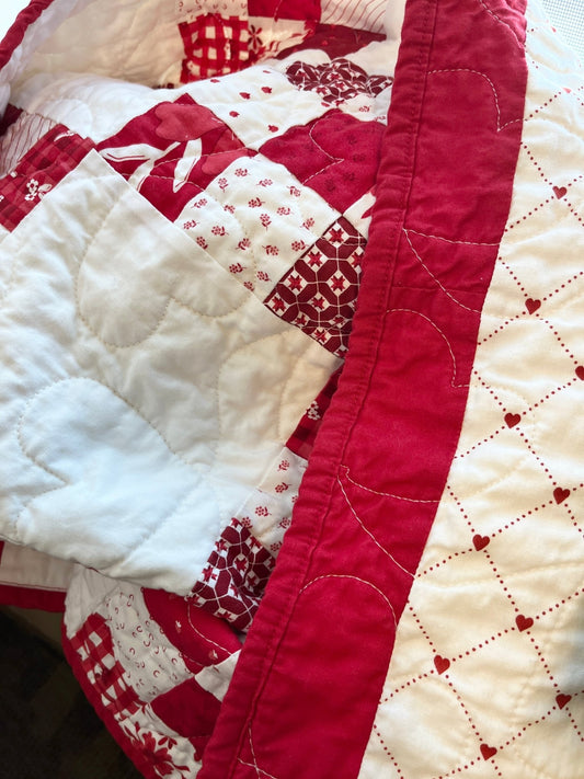 Red and White Hearts Irish Chain Baby Quilt - The QuilTea Corner