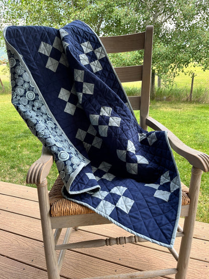 Reverse Irish Chain Blue Baby Crib Quilt - The QuilTea Corner