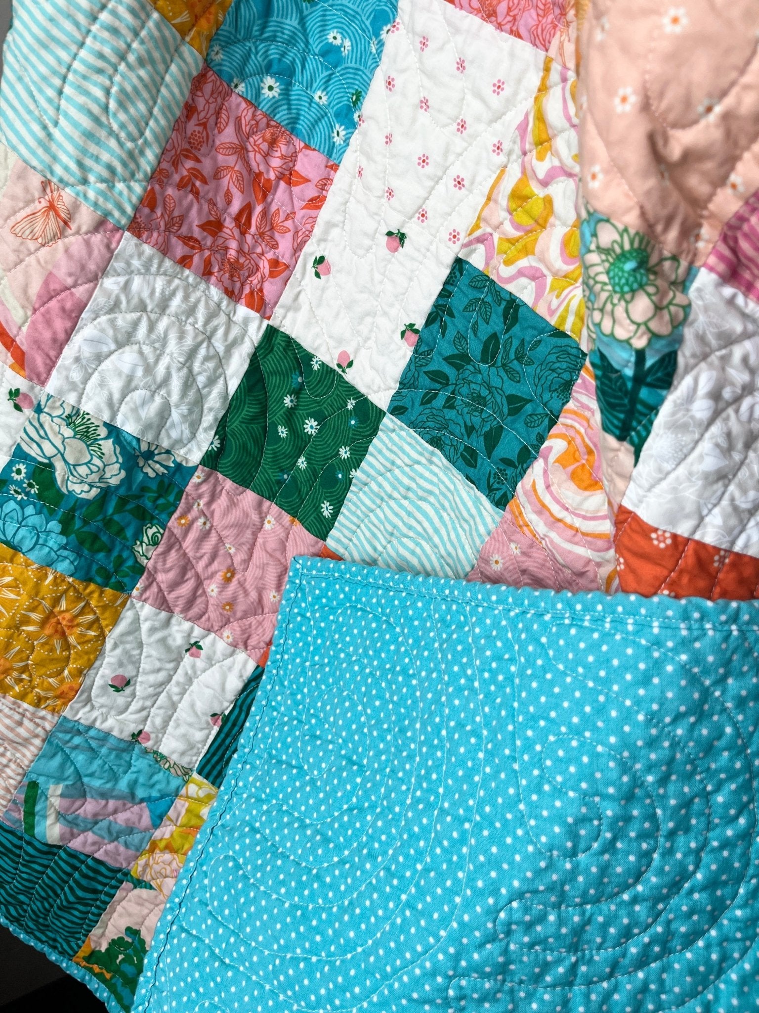 Rise and Shine Patchwork Large Throw Quilt - The QuilTea Corner