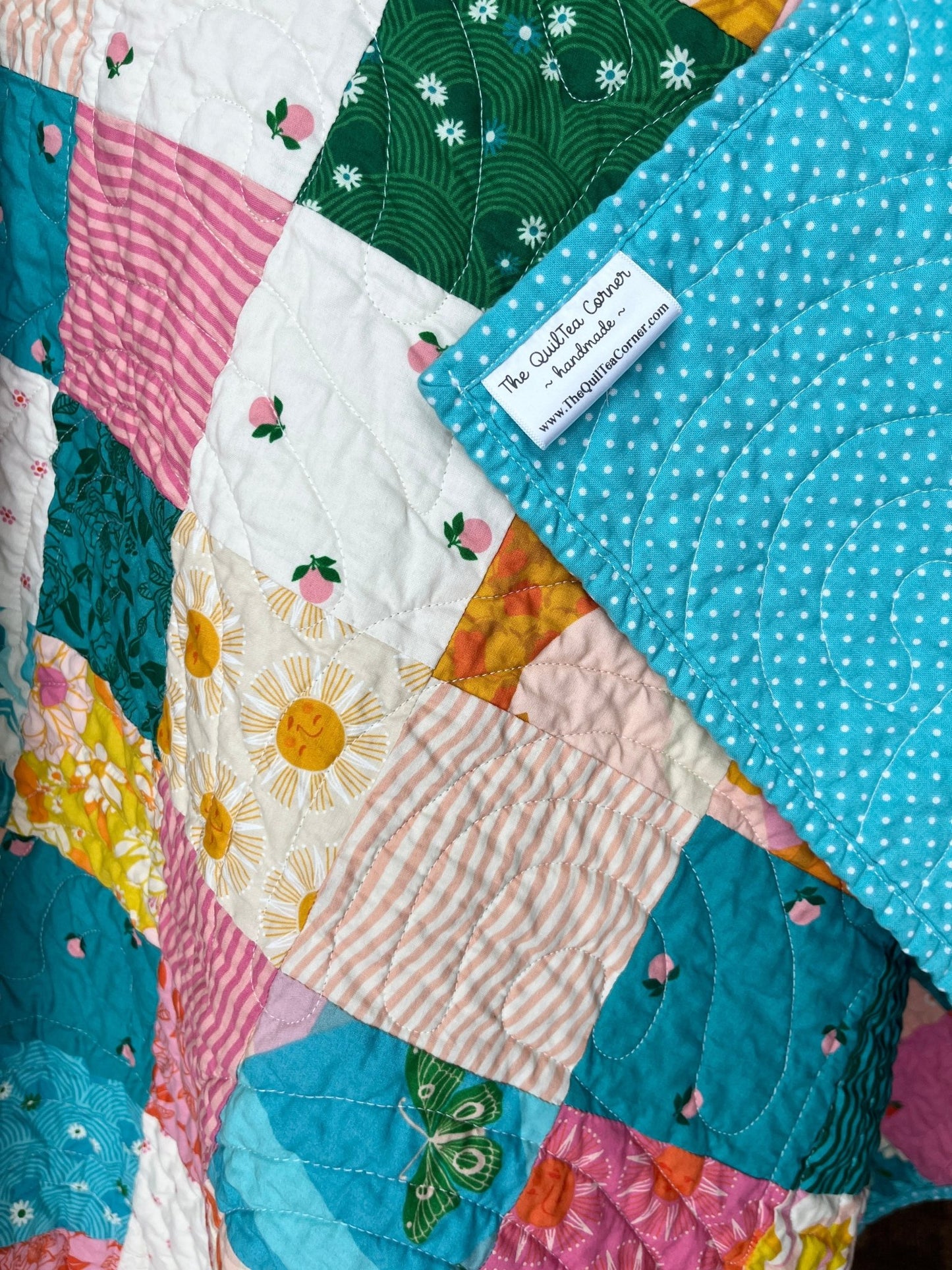 Rise and Shine Patchwork Large Throw Quilt - The QuilTea Corner