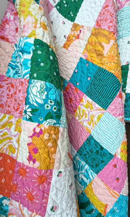 Rise and Shine Patchwork Large Throw Quilt - The QuilTea Corner